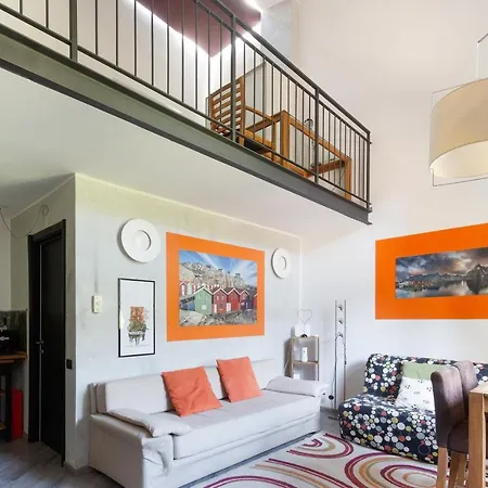 Guesthost - Vigentino Loft With Terrace Milano